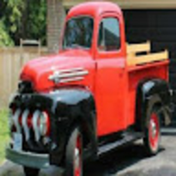 Meet your Posher, Luc - Picture 1 of 1